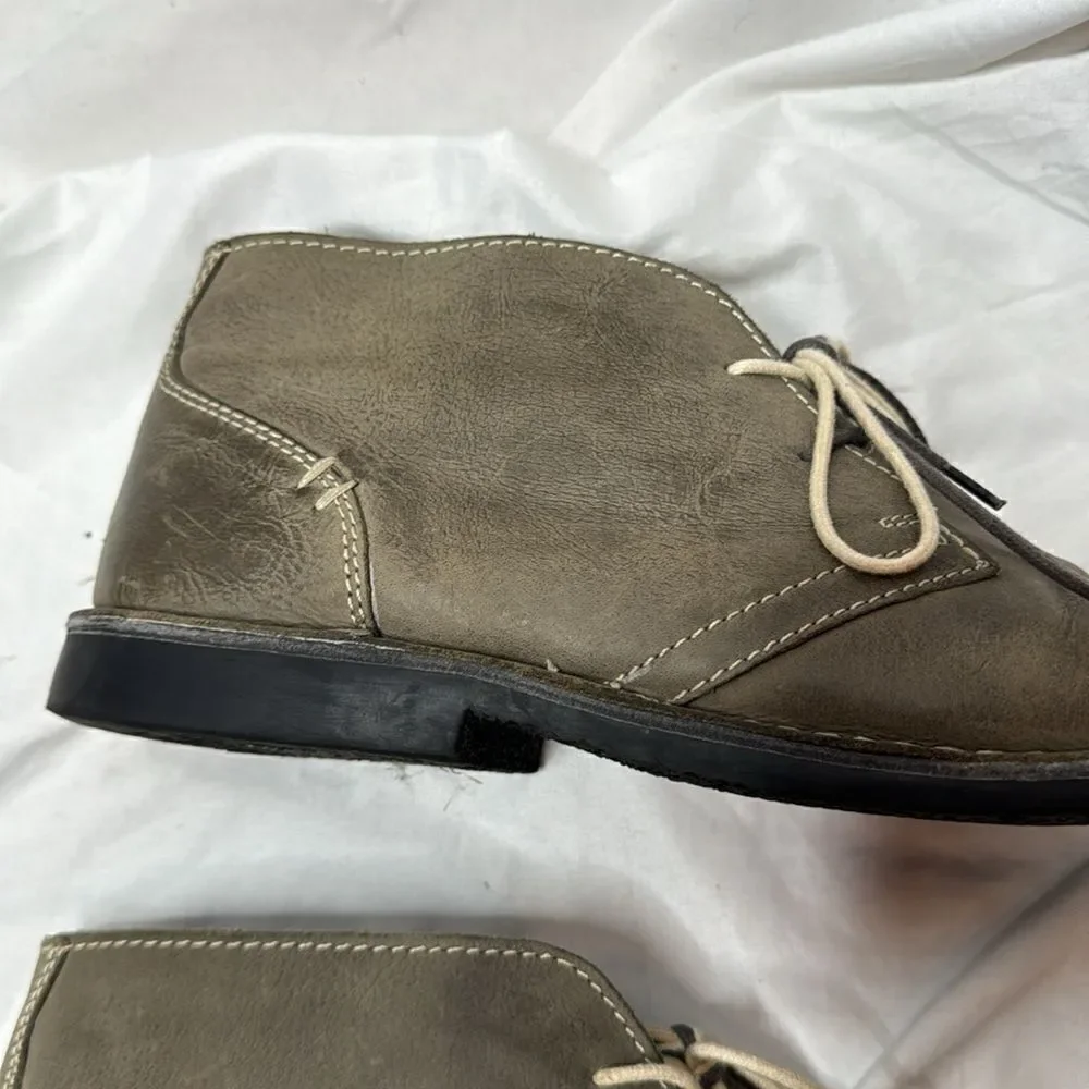 Steve Madden Grey Beckett Leather Lace Up Chukka Ankle Boots. Size 12.